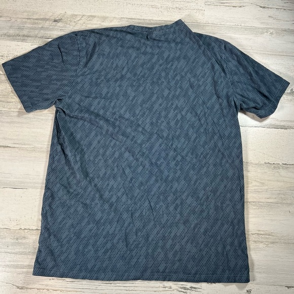 GYMSHARK Men’s Critical Regular Fit T-Shirt Athletic Teal Print Size Medium - Picture 3 of 6